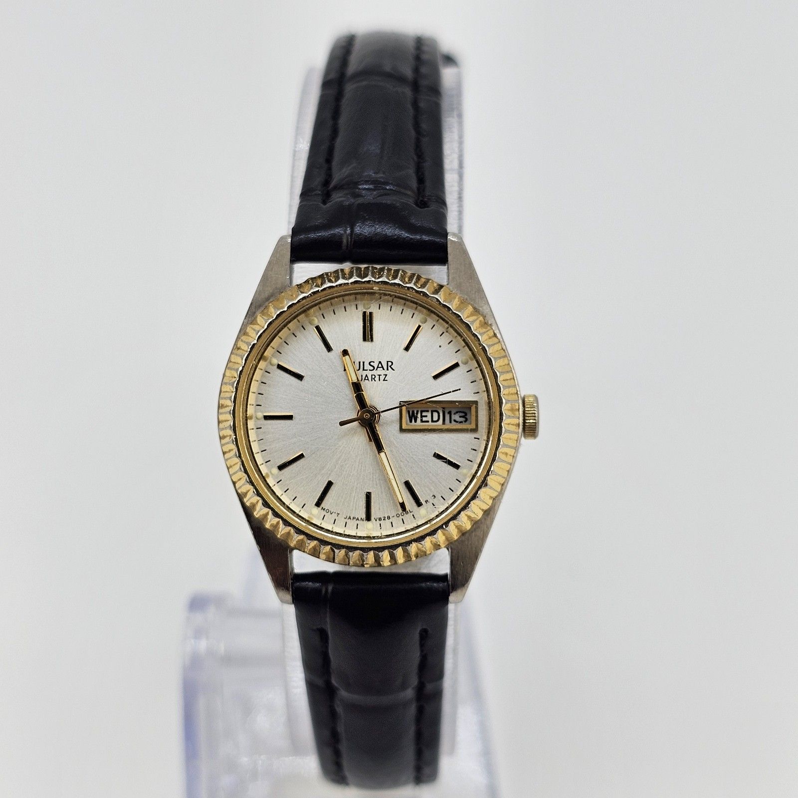 Vtg Pulsar Seiko Women's Watch 23mm Gray Dial New Leather Bands Battery Up 6.5"